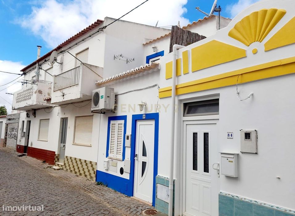 Moradia T2 com terraço e licença AL