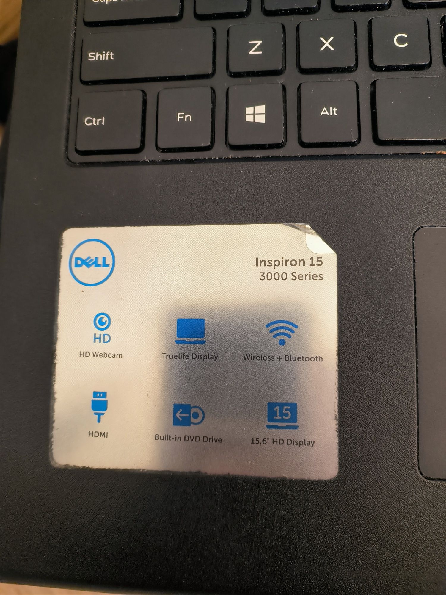 Dell Inspiron 15 / SSD / GeForce / Win 10 / INTEL i5