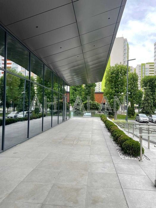 Оренда окремої будівлі по  Берестейский пр-т. Нивки