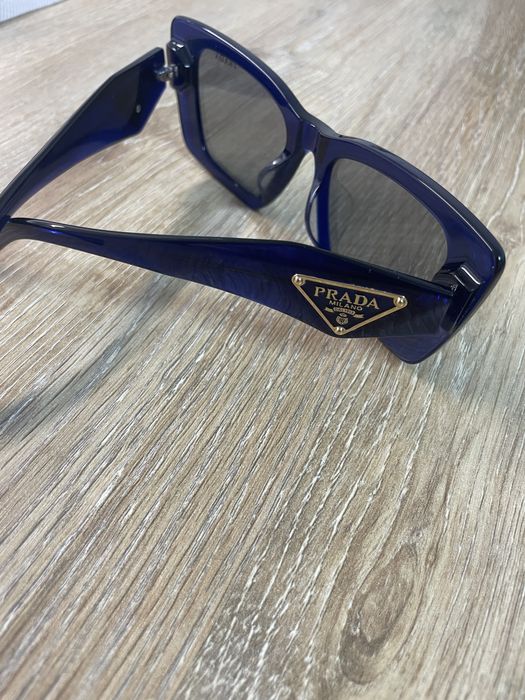 Продам очки prada женские оригинал