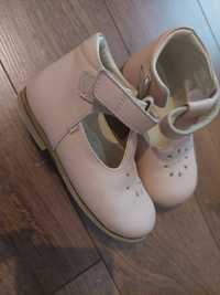 Buty emel r. 23 newbie