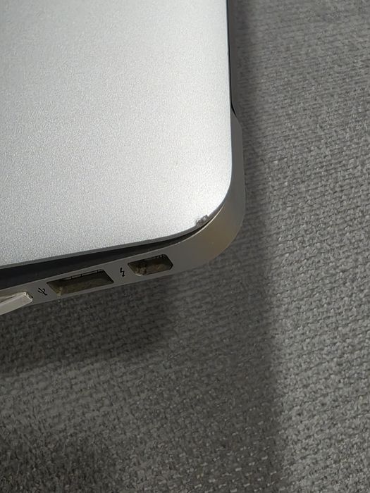 Macbook Air 13" 2015 i5