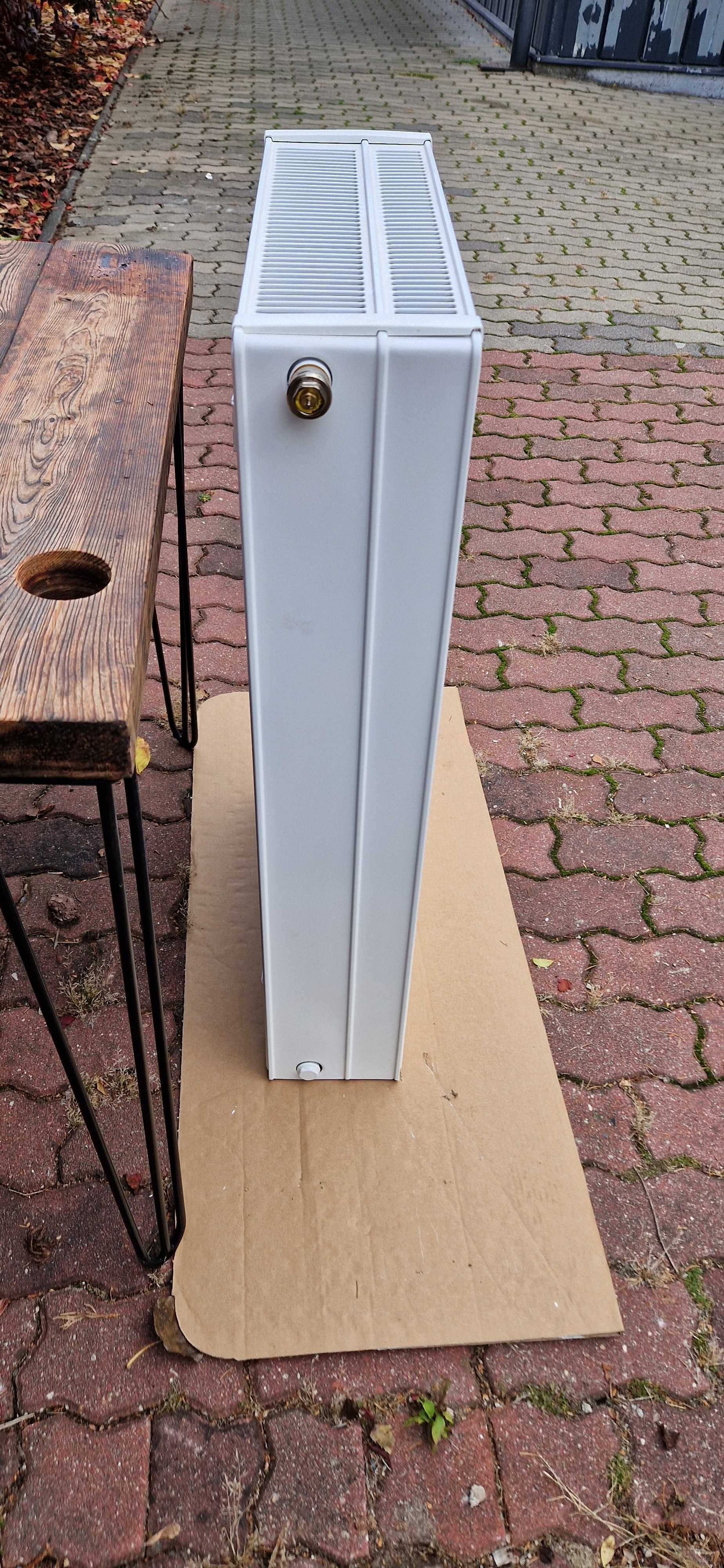 Grzejnik panelowy