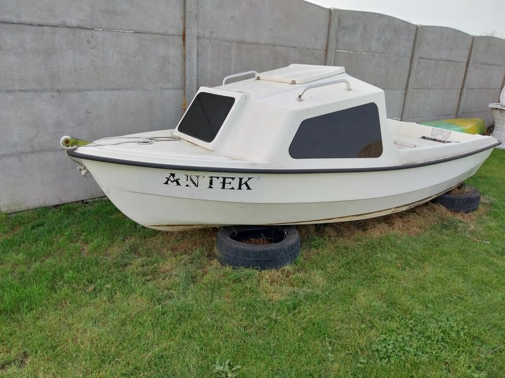 Łódka Antek Kabinowa