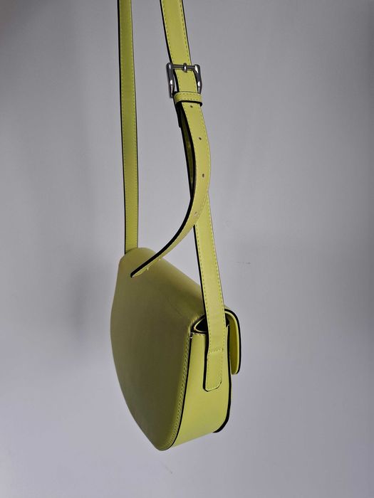 Kompaktowa torebka w odcieniu jasnej zieleni/ żółci