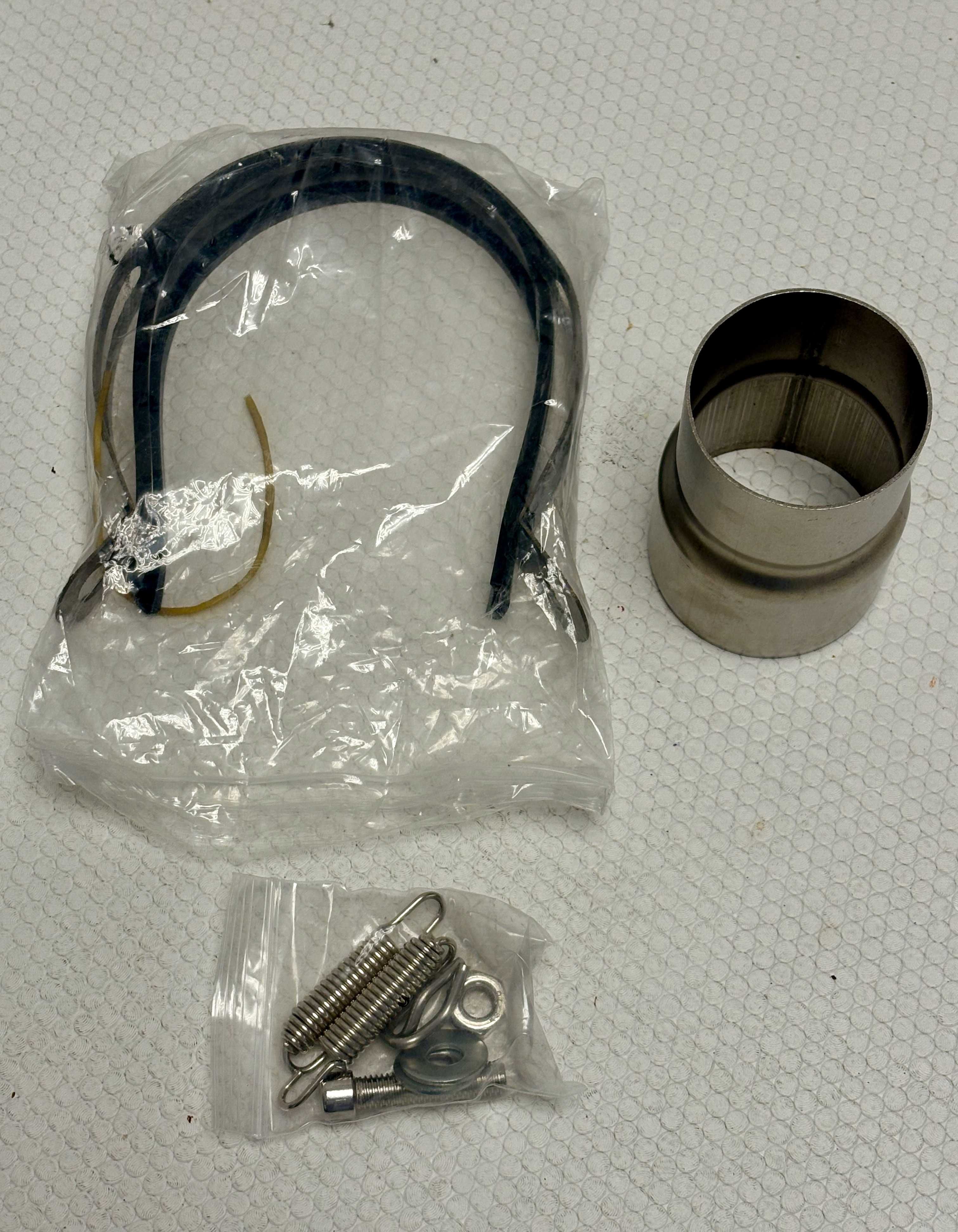 Ponteira de escape curta, estilo GP+Adaptador universal. NOVA 45% Desc