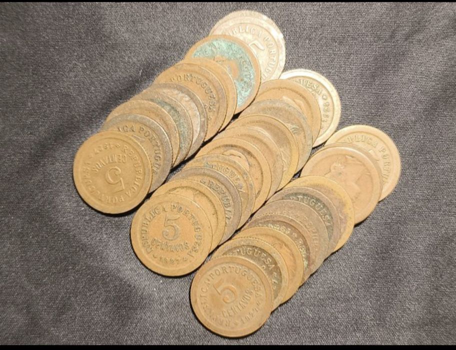 Lote de 30 moedas de 5 Centavos [1924 e 1927]
