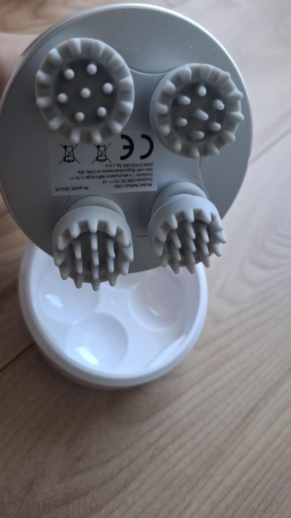 Masażer głowy Hykker nowy