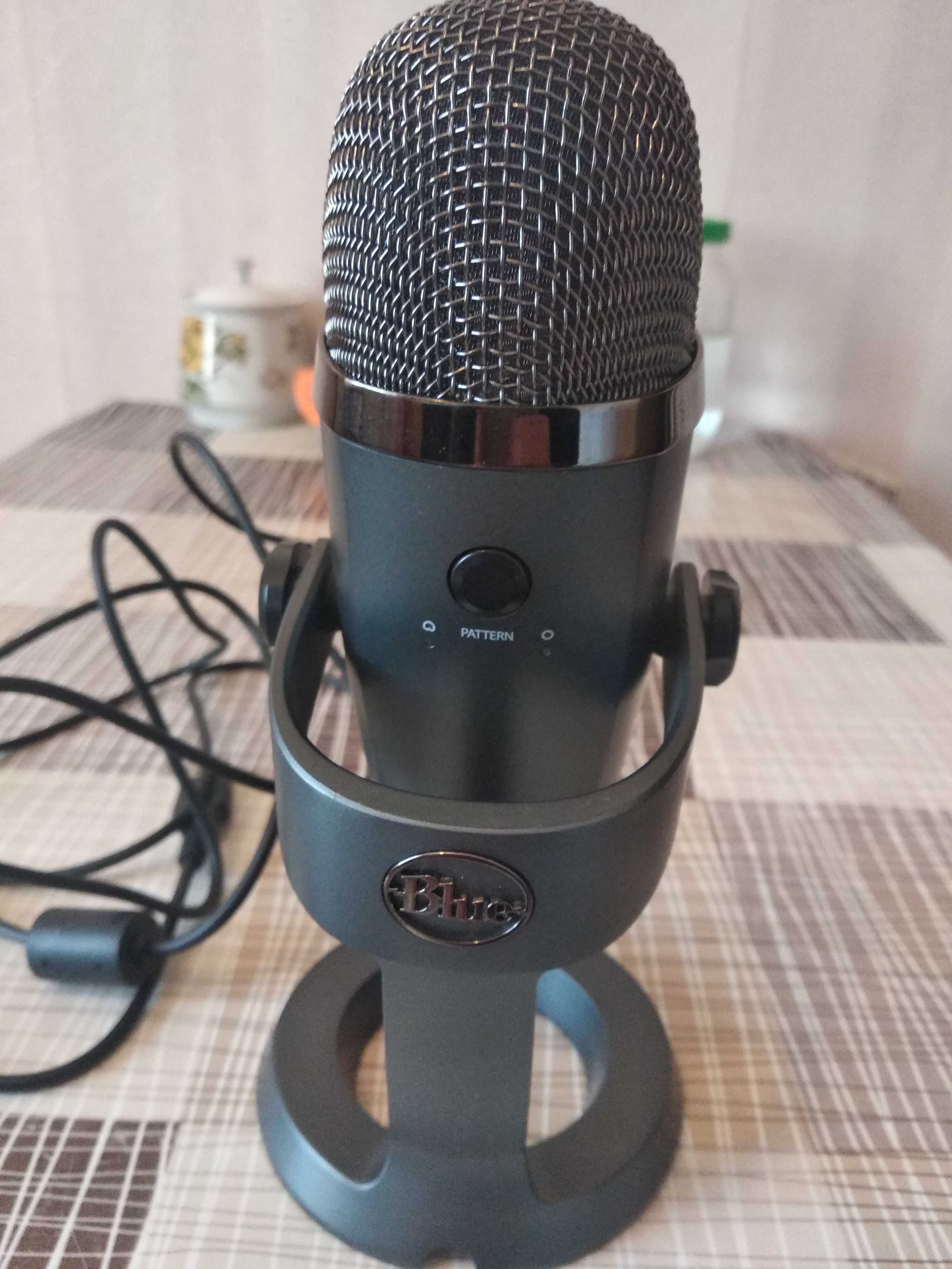 Мікрофон Blue Yeti Nano