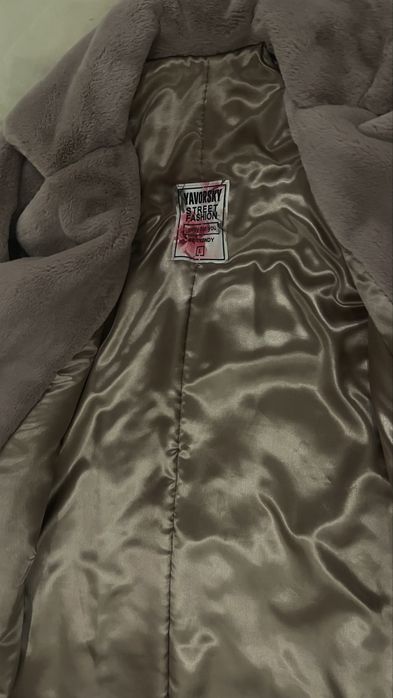 Шубка пудрова жіноча, 46/48 розмір, екохутро