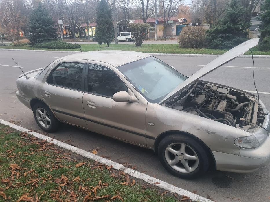 Kia clarus 1998 год мотор 2.0 кпп автомат разборка,  детали салона