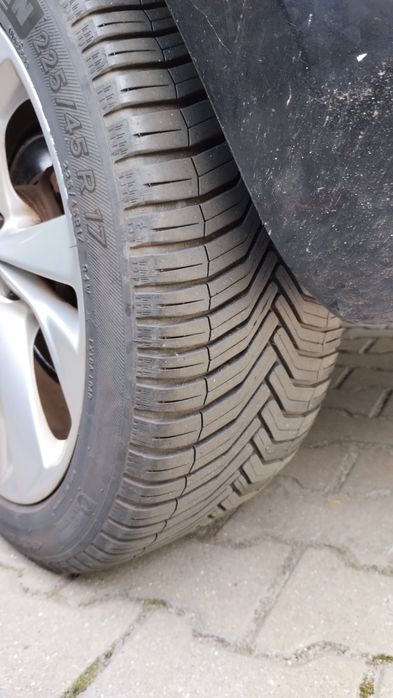 Opony wielosezonowe 225/45/R17 Michelin 2 szt