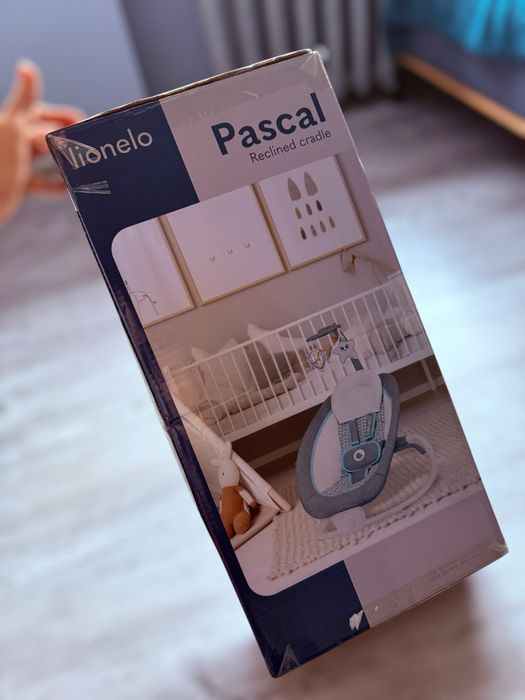 Bujaczek–leżaczek Lionelo Pascal stan idealny