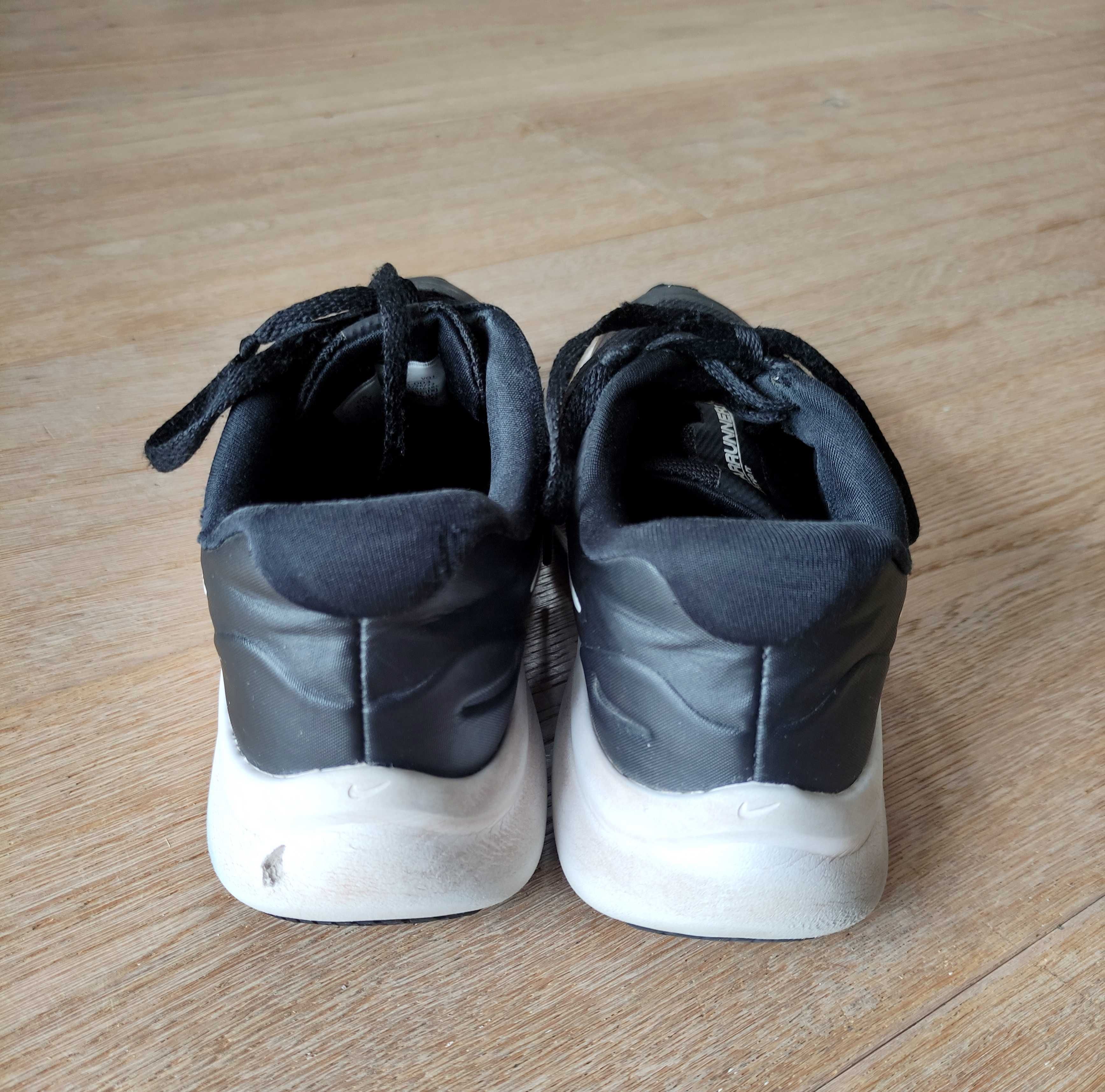 Buty do biegania NIKE STAR RUNNER 35,5 cm czarne