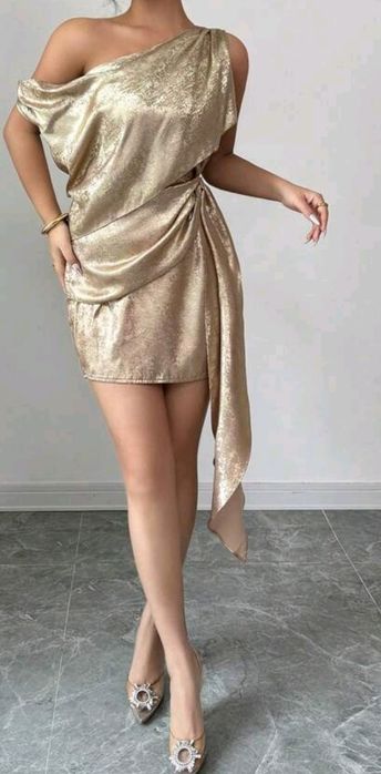 sukienka złota sylwester