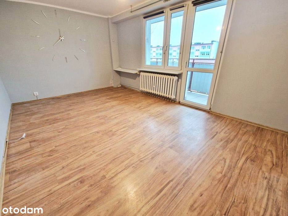 Widok na jezioro i las.  3 pokojowe z LOGGIĄ. Do zamieszkania.