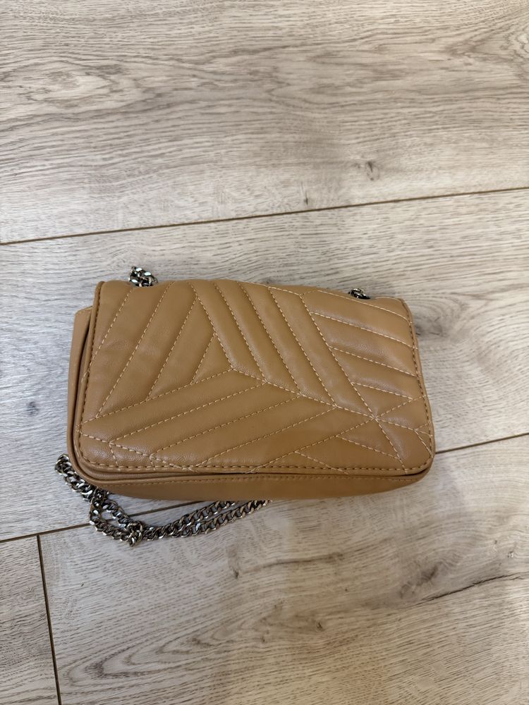 Бежева сумка pull&bear