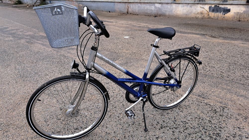 Rower Mercedes na pasku