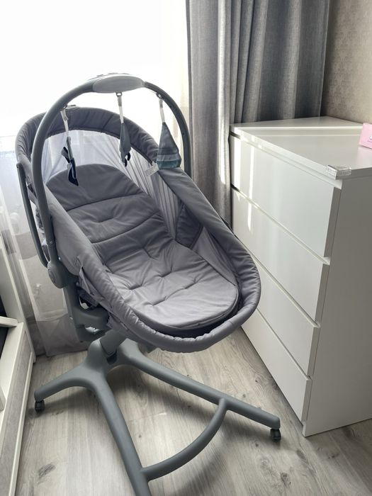 Ліжечко-стільчик Chico 5 в 1 Baby Hug Pro