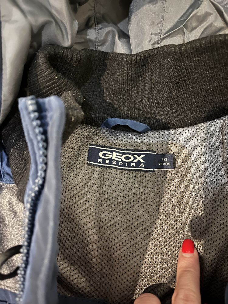 Дитяча куртка geox 10 років