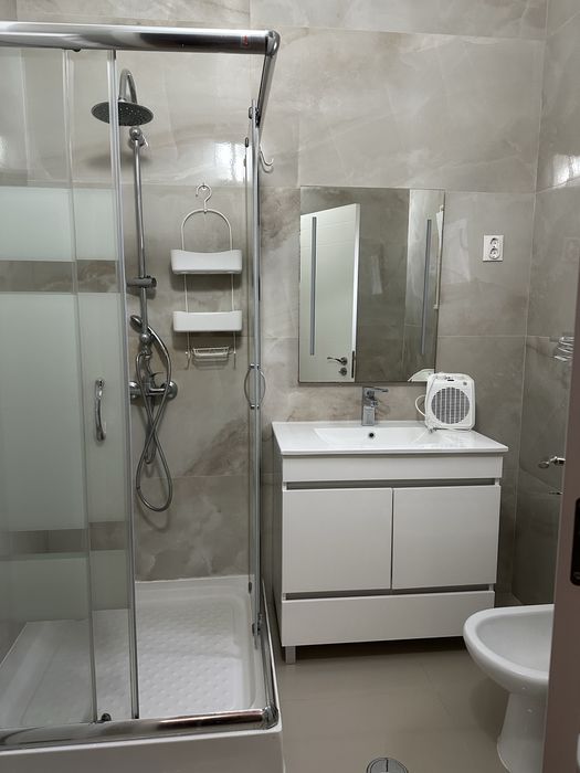 Alugo T1 para casais ou 1 pessoa