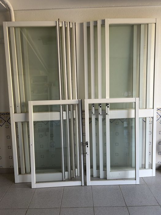 4 Portadas e 1 Janela (aluminio/vidro duplo)