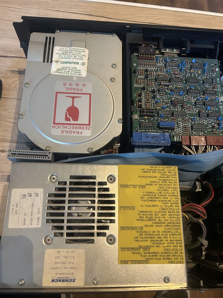 IBM 5160 . Monitor 5151, klawiatura XT F