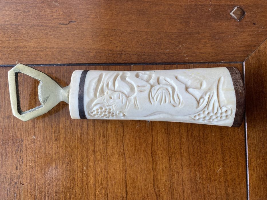 Otwieracz do butelek