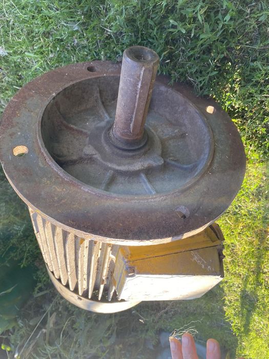 Silnik elektryczny kolnierzowy mocny