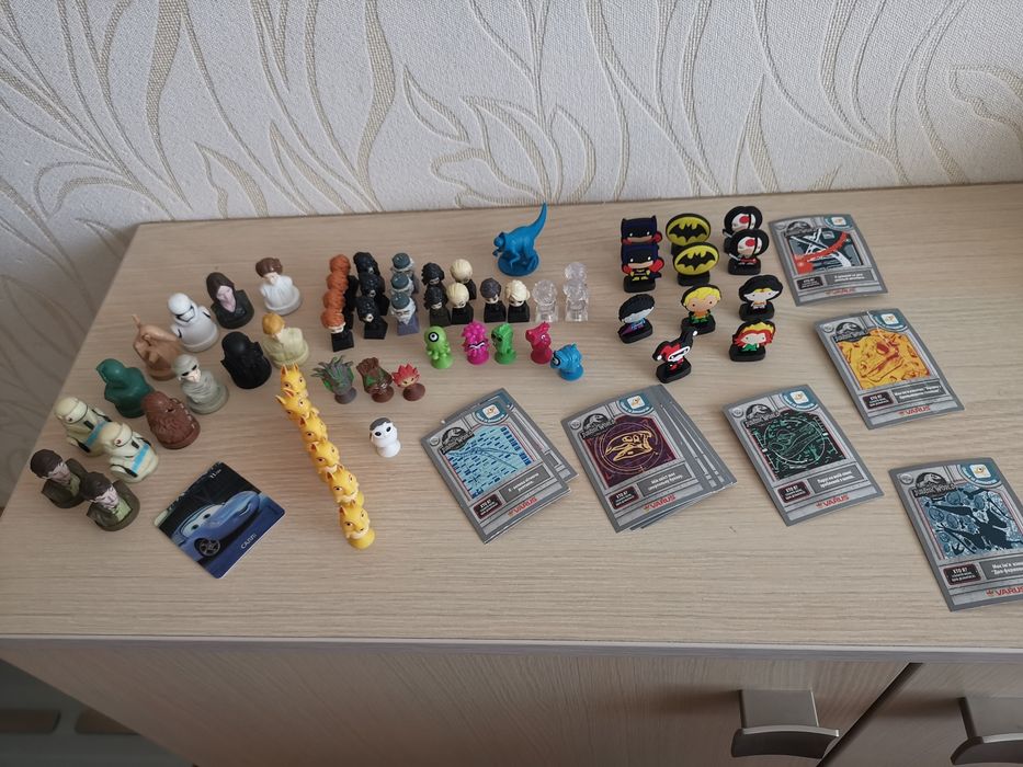 Игрушки Варус карточк фигурк Гарри Поттер штамп Star Wars Зверокуб