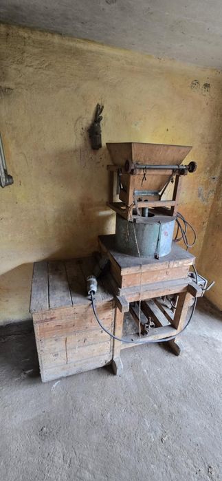 Żarna maszyna  na prąd