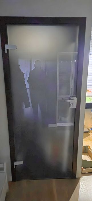 oddam za darmo (demontaż) 3 szt. drzwi (2x szklane, 1x metalowe(REZ) )