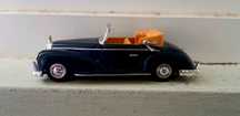Miniatura Mercedes 300  1:43