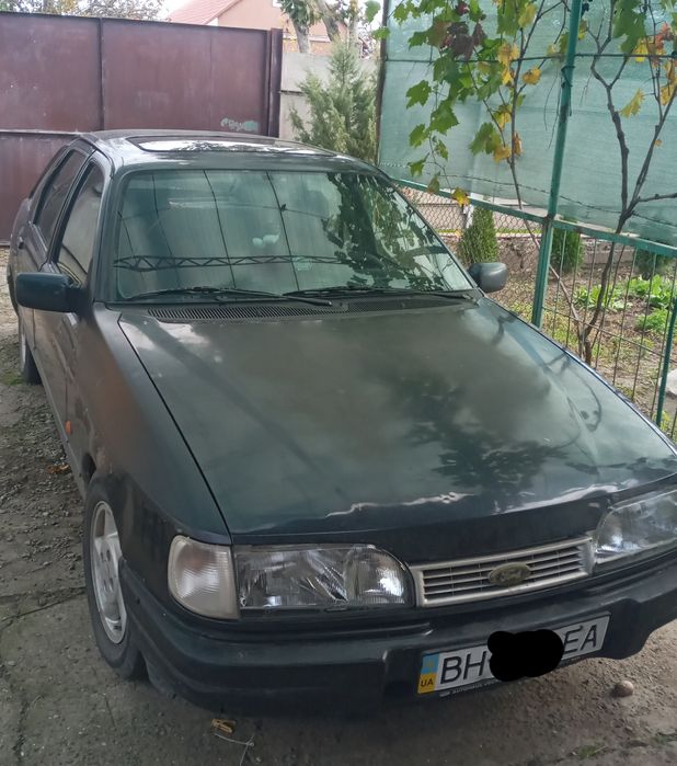 Продаю машину Ford Sierra 2.0