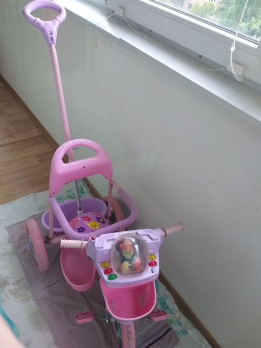 Детский велосипед с родительской ручкой