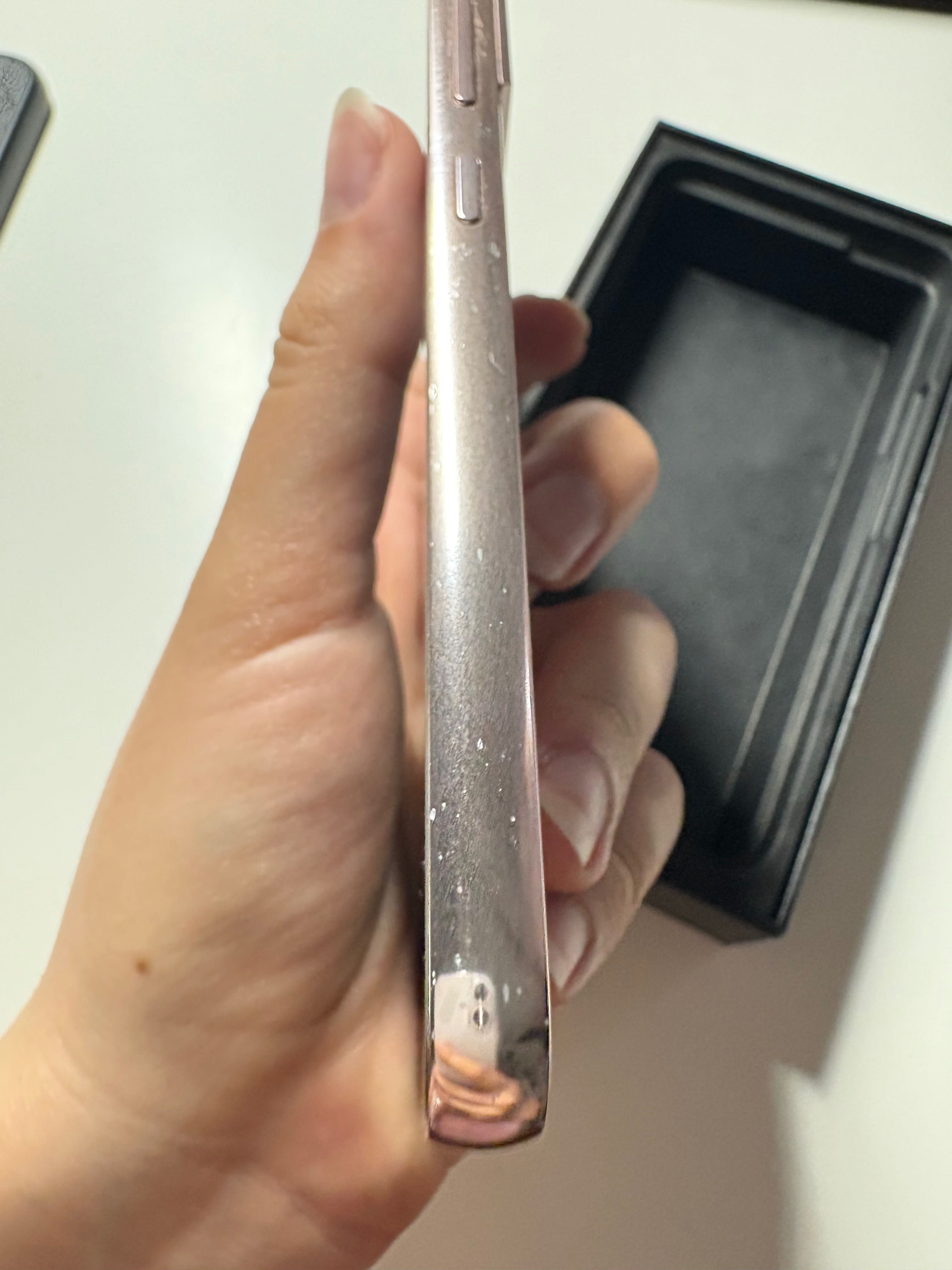 Samsung Galaxy S22 128GB Różowy