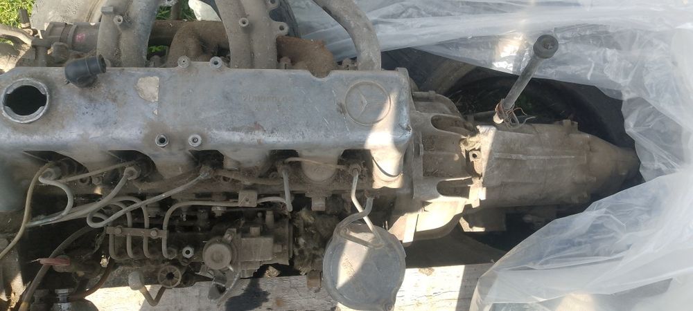 Двигун мерседес 2,9 робочій