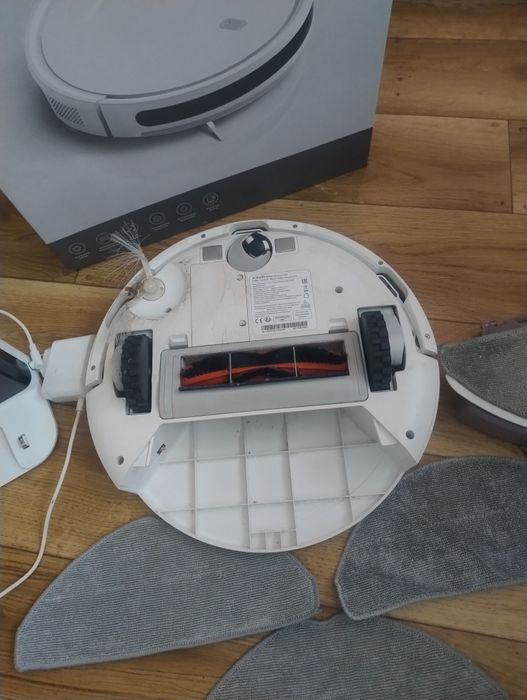 Xiaomi e10 odkurzacz mopujacy sprzątający samojezdny