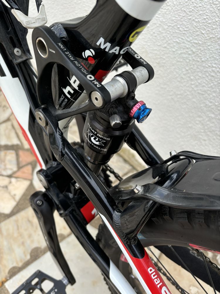 Bicicleta Cube Stereo