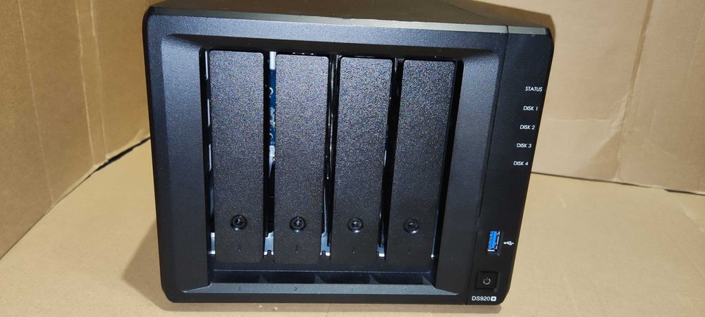 Synology DS920+ 20GB RAM (Quad Core Intel CPU, Docker) DSM 7.3