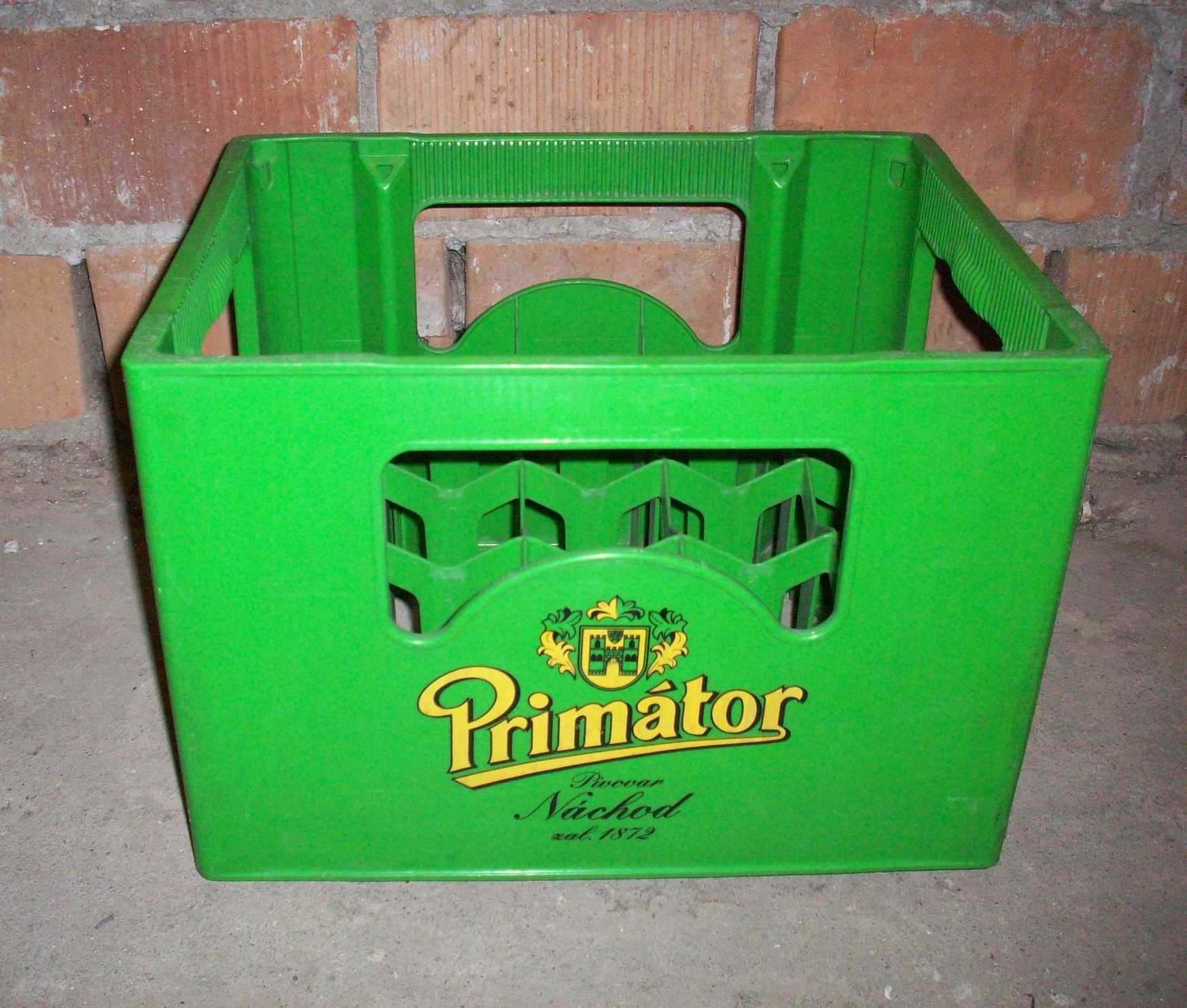 Skrzynka plastikowa po piwie, na piwo, PRIMATOR, używana, nr 2.