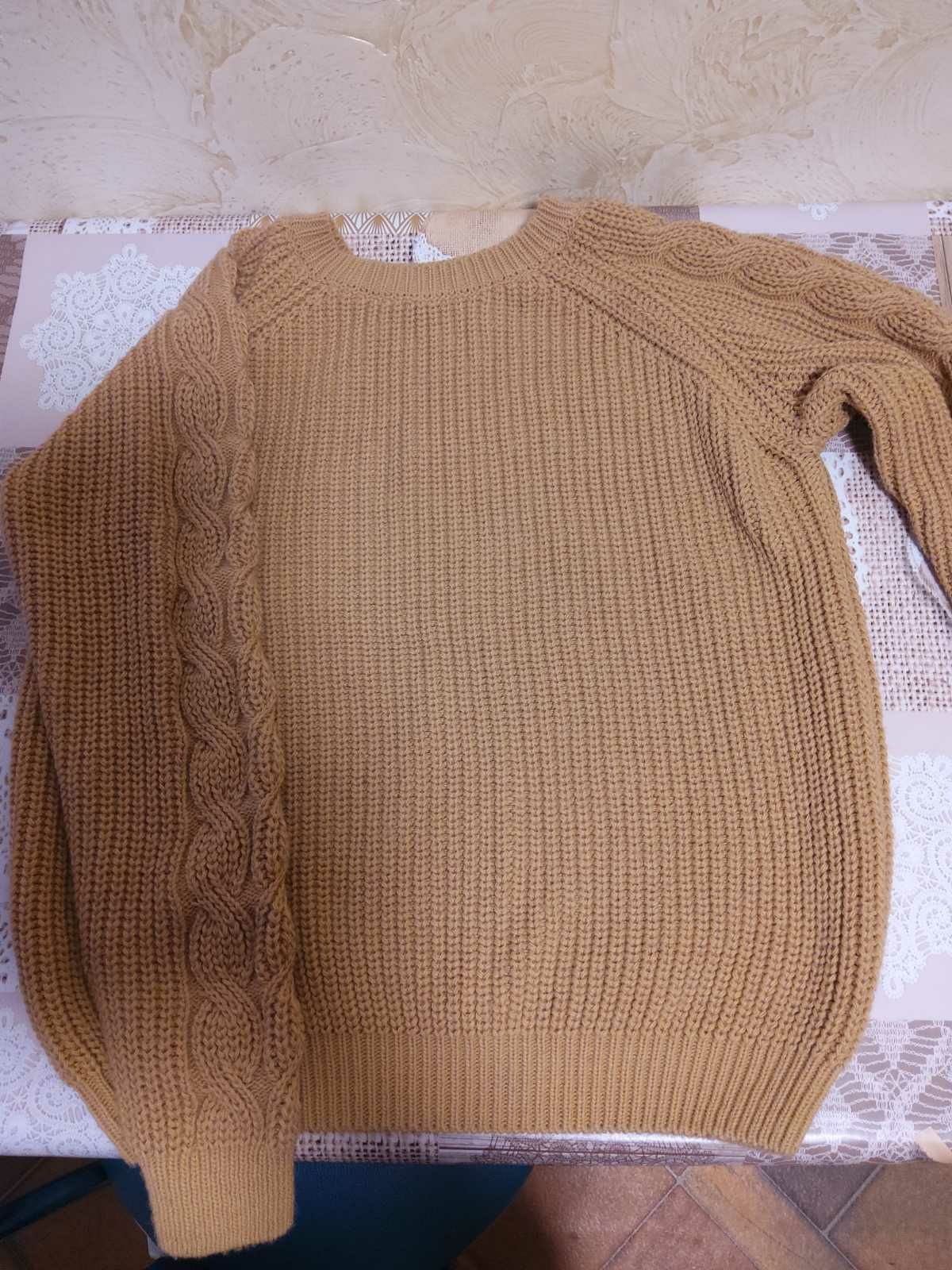 Продам гарний светер