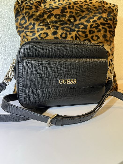Сумка guess гарна,містка ,якісна