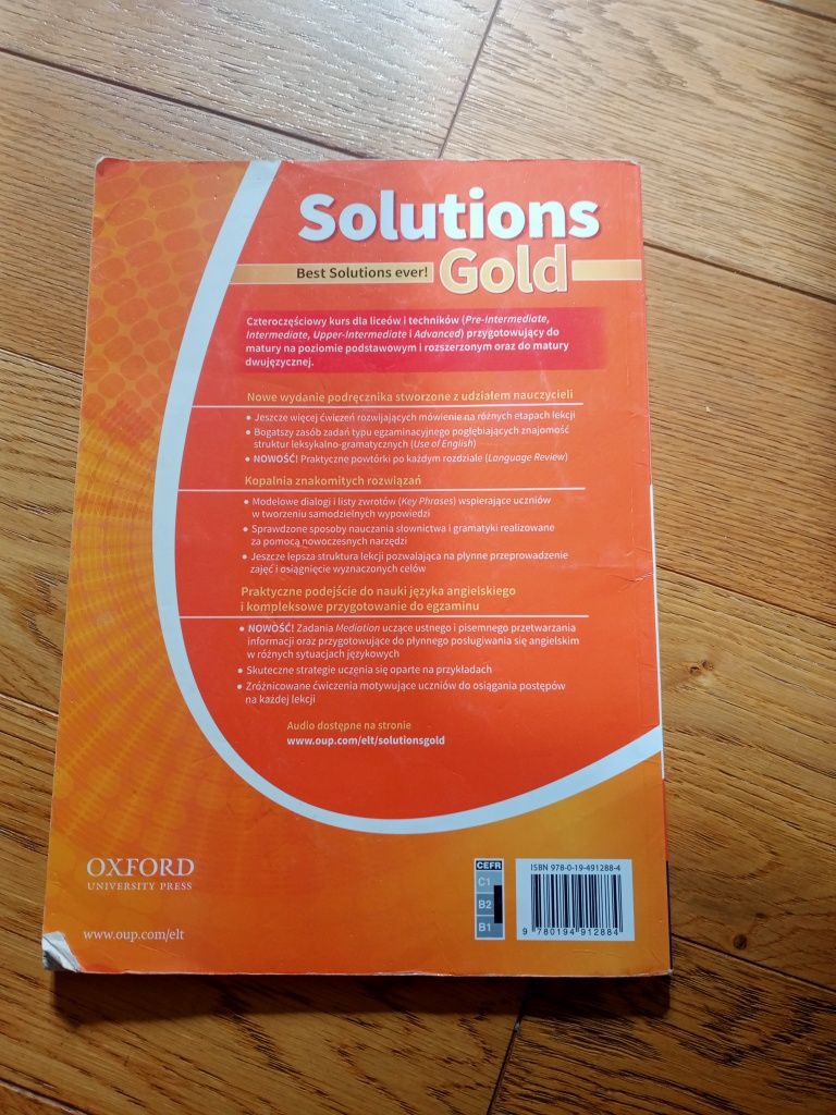 Podręcznik Solutions Gold Upper-Intermediate Student's book
