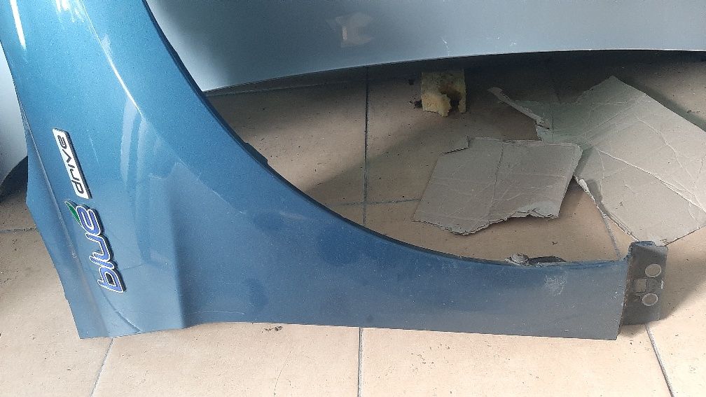 Hyundai i40 Błotnik prawy przód Kolor YU6 Bardzo Ładny Oryginał