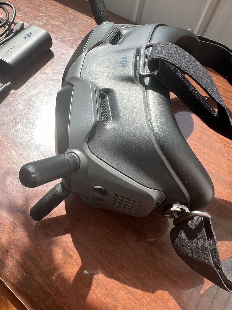 FPV окуляри DJI Goggles v2