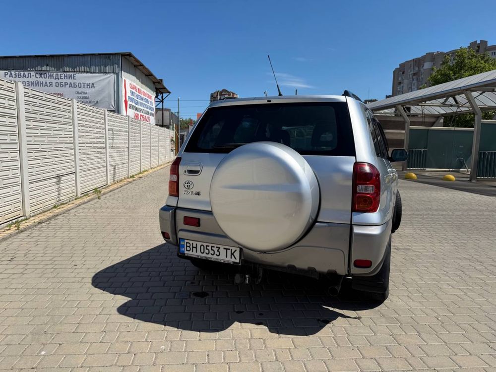 Toyota Rav 4 надежная и не прихотливая
