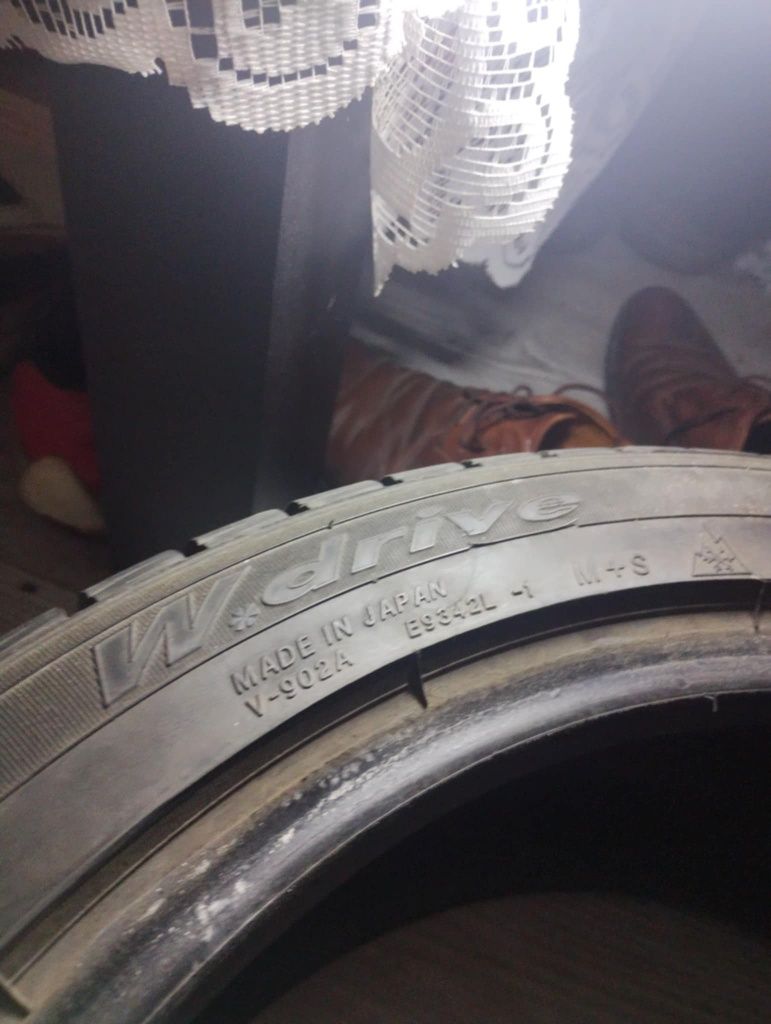 Sprzedam opony 225/45 R17 91H