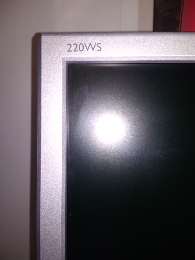 Монитор LCD Philips 22 дюйма