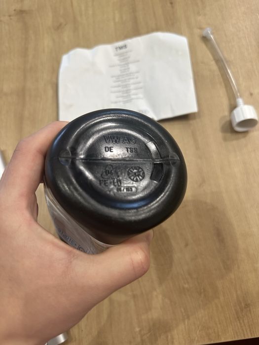 Герметик для шин VAG Tire Mobility System, 600мл